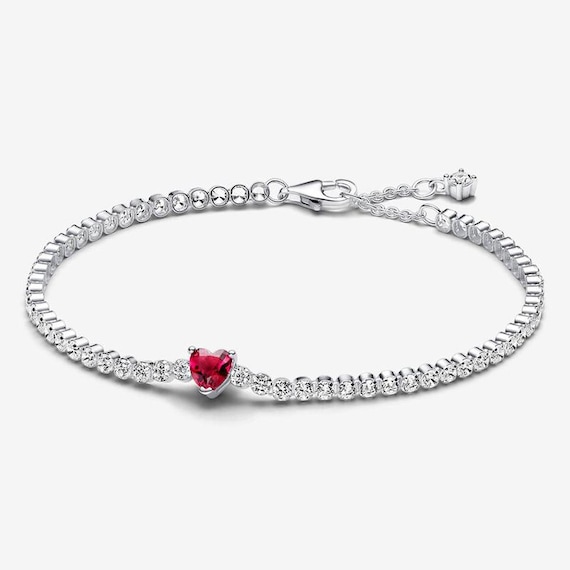 ontdek pandora tennisarmbanden, perfect voor stijlvolle gelegenheden. voeg een elegant en tijdloos accent toe aan je outfit met onze verfijnde sieraden.